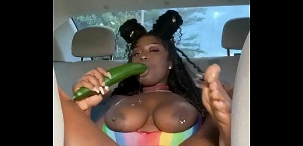  Jenise squirt in car